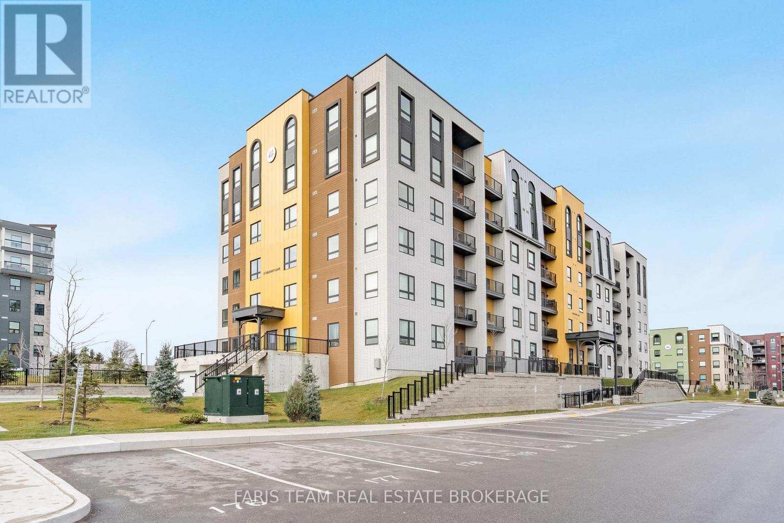 411 - 8 Culinary Lane, Barrie, Ontario  L9J 0T2 - Photo 2 - S12585856