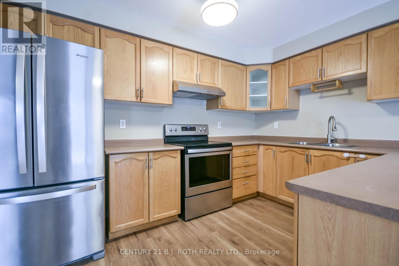 194 Sundew Drive, Barrie (Holly), Ontario  L4N 9Z3 - Photo 11 - S12585890