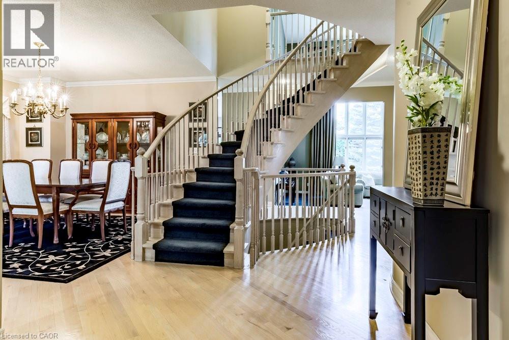 223 Briar Hill Crescent, Ancaster, Ontario L9G 3M9 - Photo 5 - 40767496