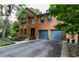 223 BRIAR HILL Crescent, Ancaster, Ontario