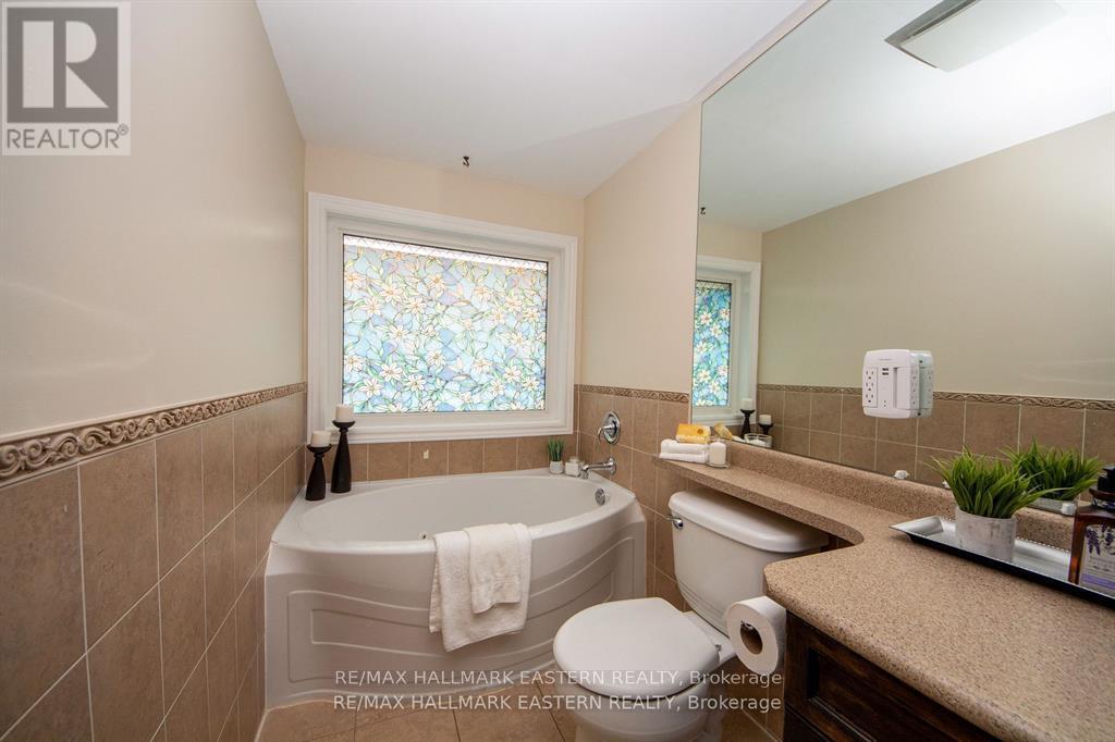 1568 Ireland Drive, Peterborough (Monaghan Ward 2), Ontario  K9K 2T2 - Photo 21 - X12585980