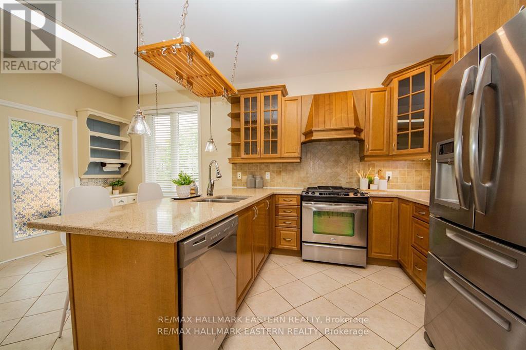 1568 Ireland Drive, Peterborough (Monaghan Ward 2), Ontario  K9K 2T2 - Photo 6 - X12585980