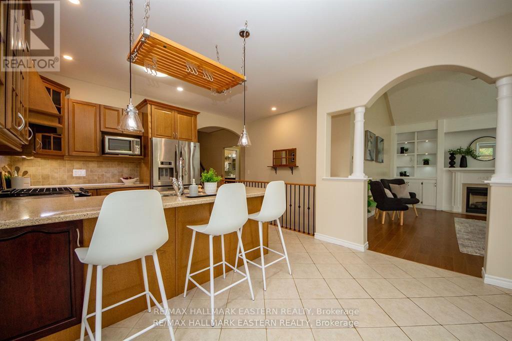 1568 Ireland Drive, Peterborough (Monaghan Ward 2), Ontario  K9K 2T2 - Photo 8 - X12585980