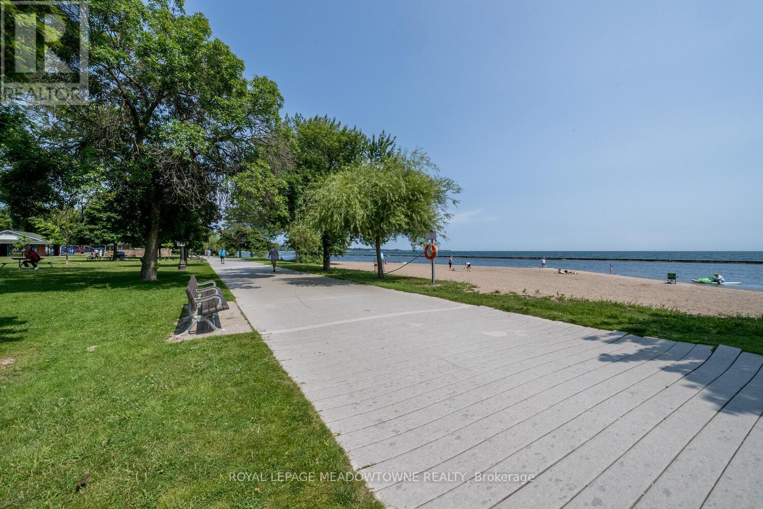 2307 - 1926 Lake Shore Boulevard W, Toronto, Ontario  M6S 1A1 - Photo 39 - W12585738