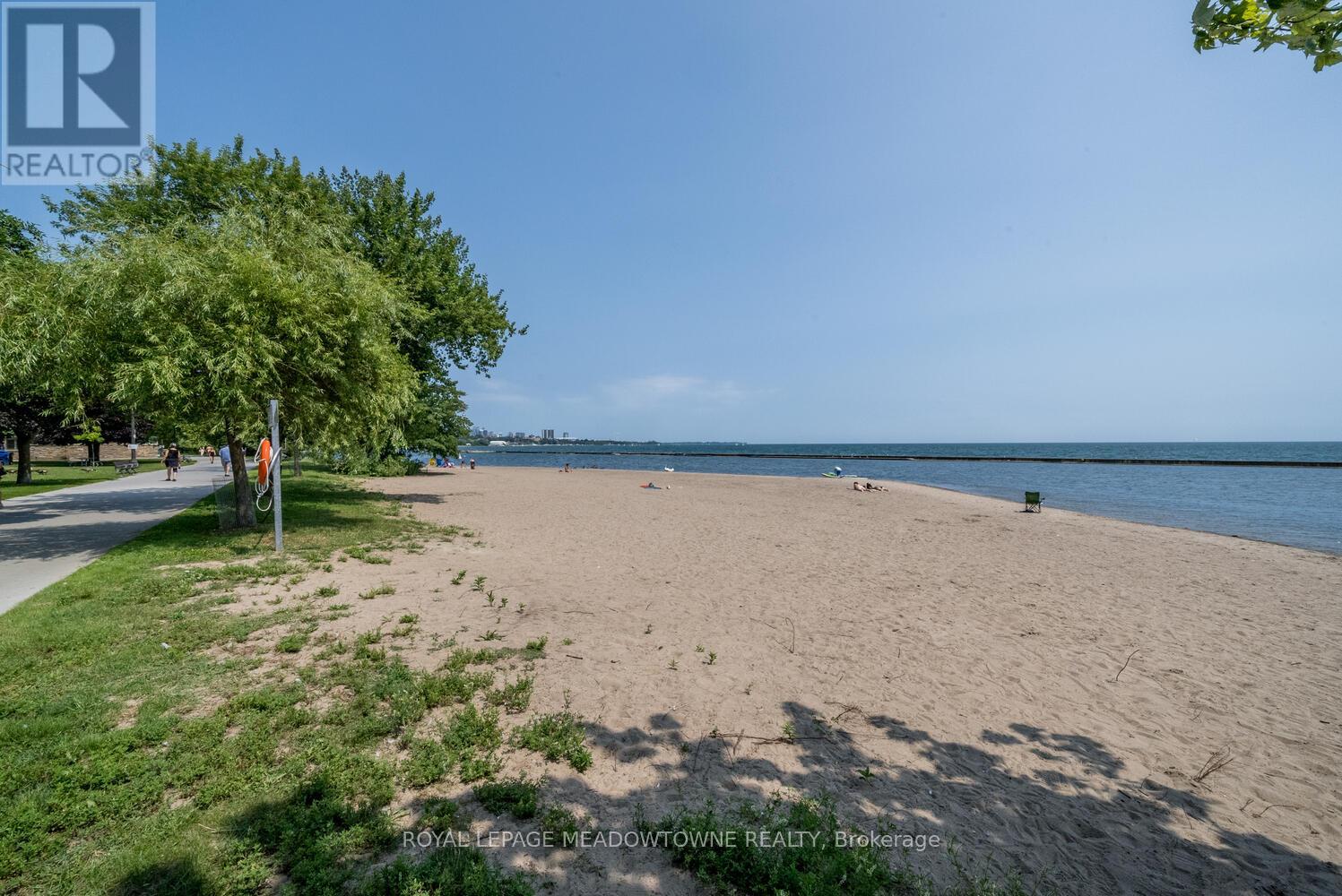 2037 - 1926 Lake Shore Boulevard W, Toronto, Ontario  M6S 1A1 - Photo 40 - W12585752