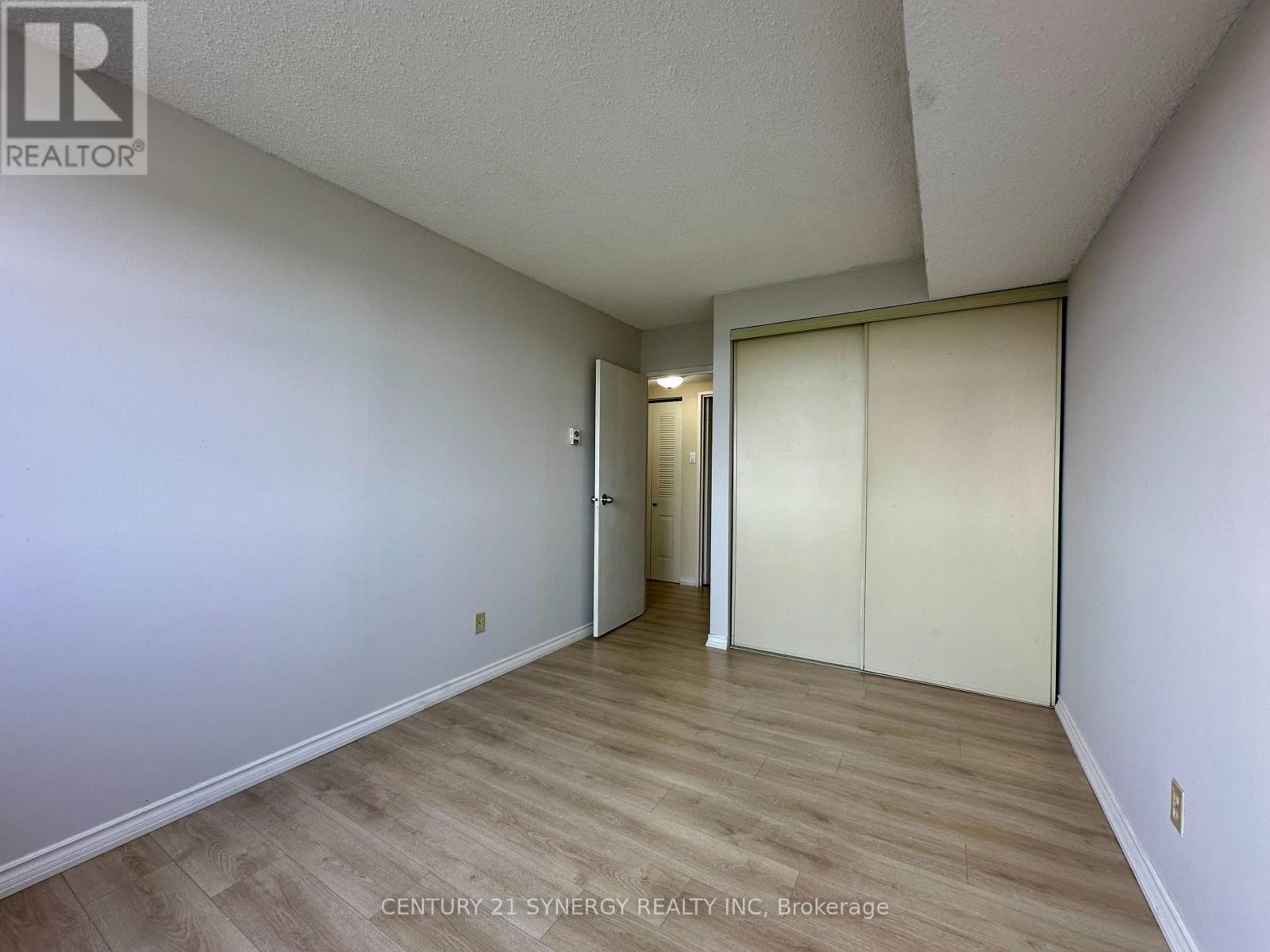 1508 - 2760 Carousel Crescent, Ottawa, Ontario  K1T 2N4 - Photo 14 - X12585988