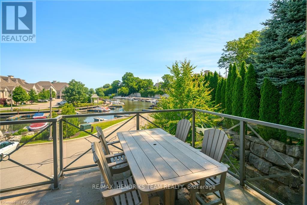 20 - 19 Lake Street, Grimsby, Ontario  L3M 0C3 - Photo 29 - X12367060