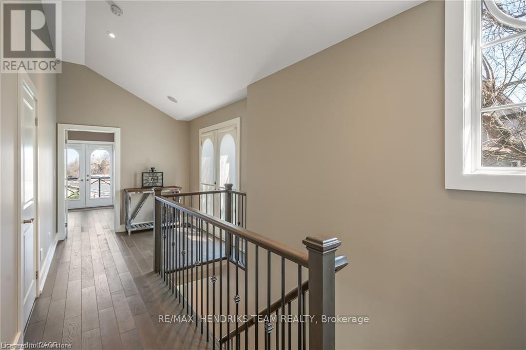 20 - 19 Lake Street, Grimsby, Ontario  L3M 0C3 - Photo 32 - X12367060