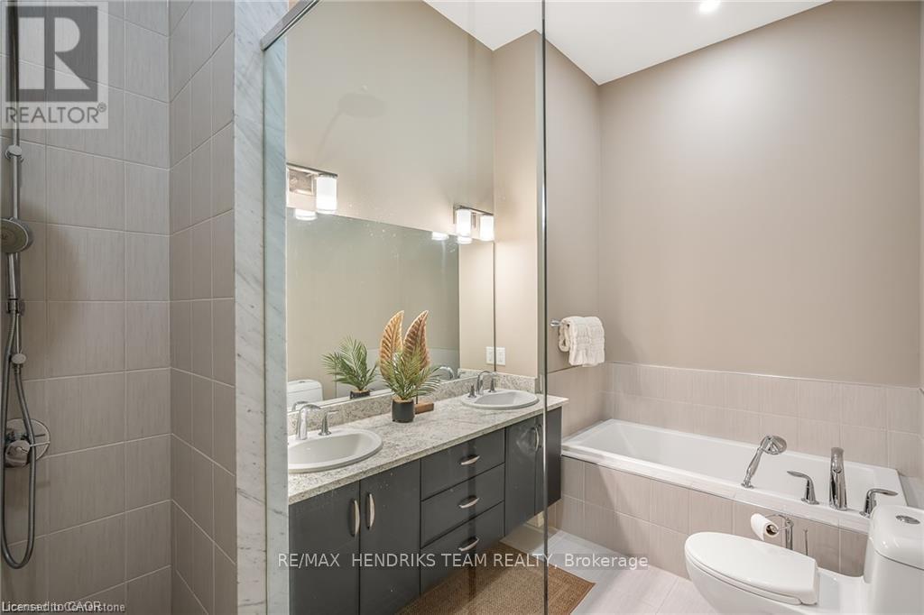 20 - 19 Lake Street, Grimsby, Ontario  L3M 0C3 - Photo 36 - X12367060