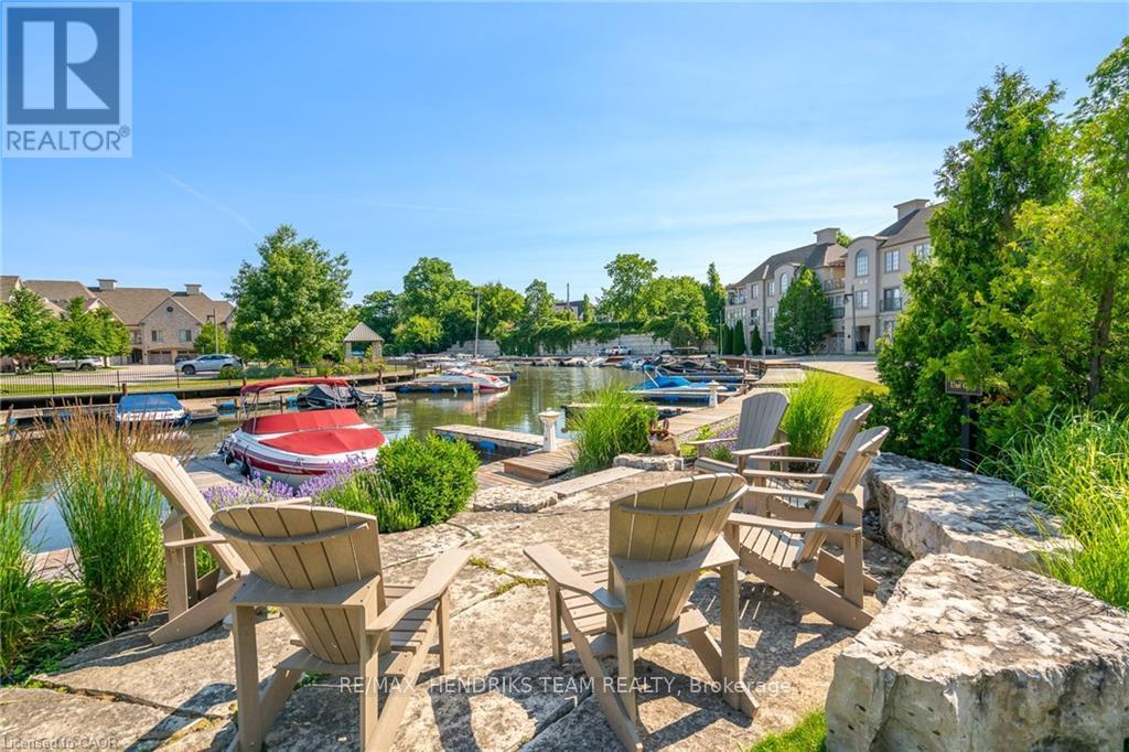 20 - 19 Lake Street, Grimsby, Ontario  L3M 0C3 - Photo 43 - X12367060