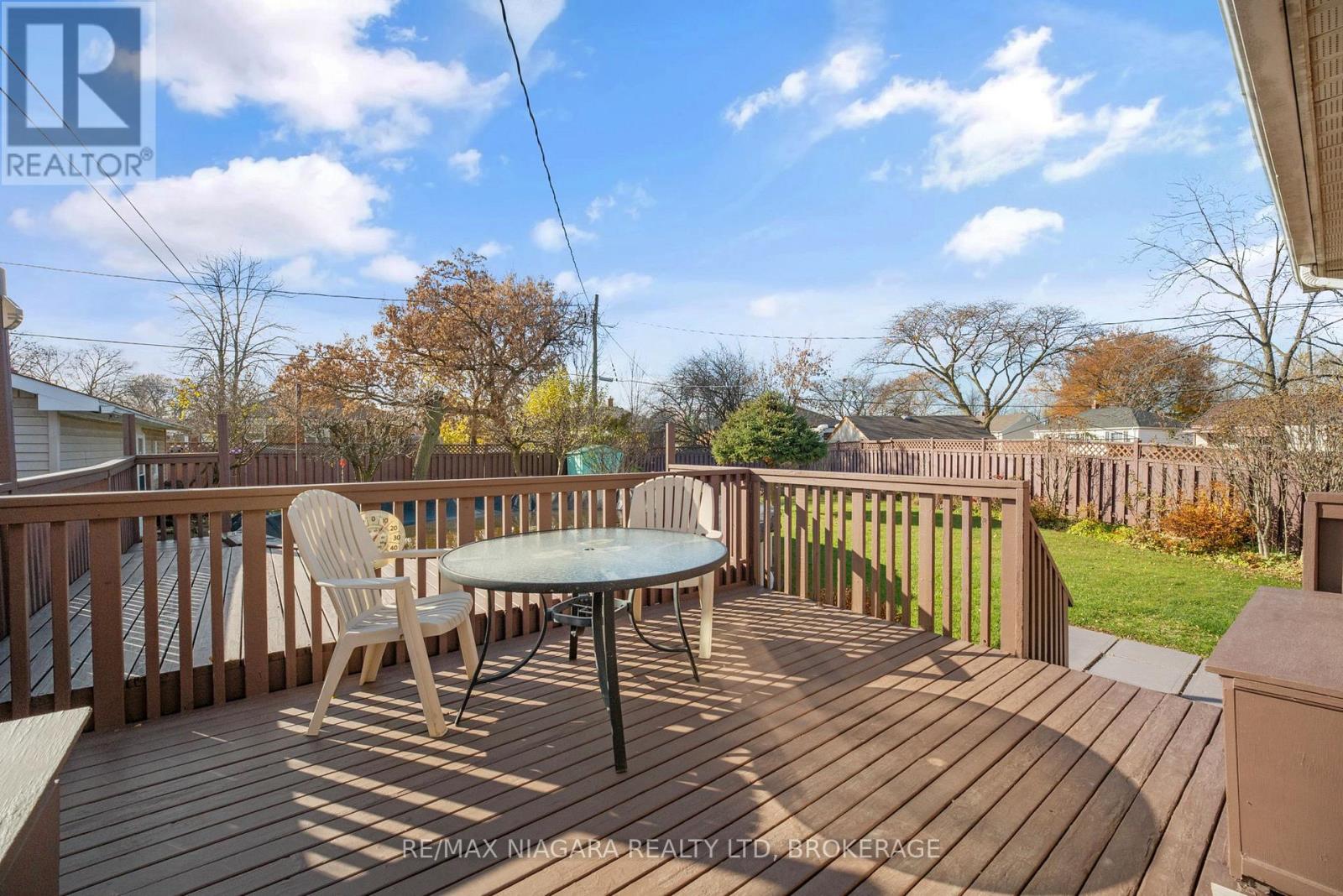 9 Mcphail Crescent, St. Catharines, Ontario  L2P 3G3 - Photo 28 - X12578304