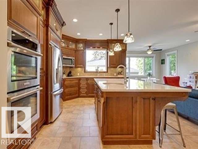 10836 130 St Nw, Edmonton, Alberta  T5M 0Y9 - Photo 2 - E4466981