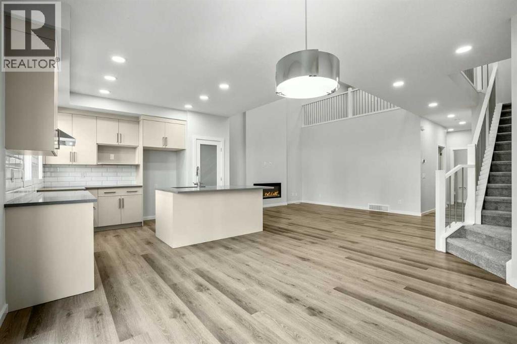 158 Osprey Hill Way Sw, Calgary, Alberta  T3B 6S3 - Photo 4 - A2272968