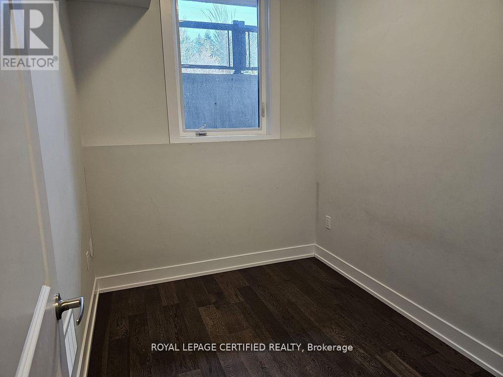 L115 - 9560 Islington Avenue, Vaughan, Ontario  L4H 5E8 - Photo 11 - N12582172