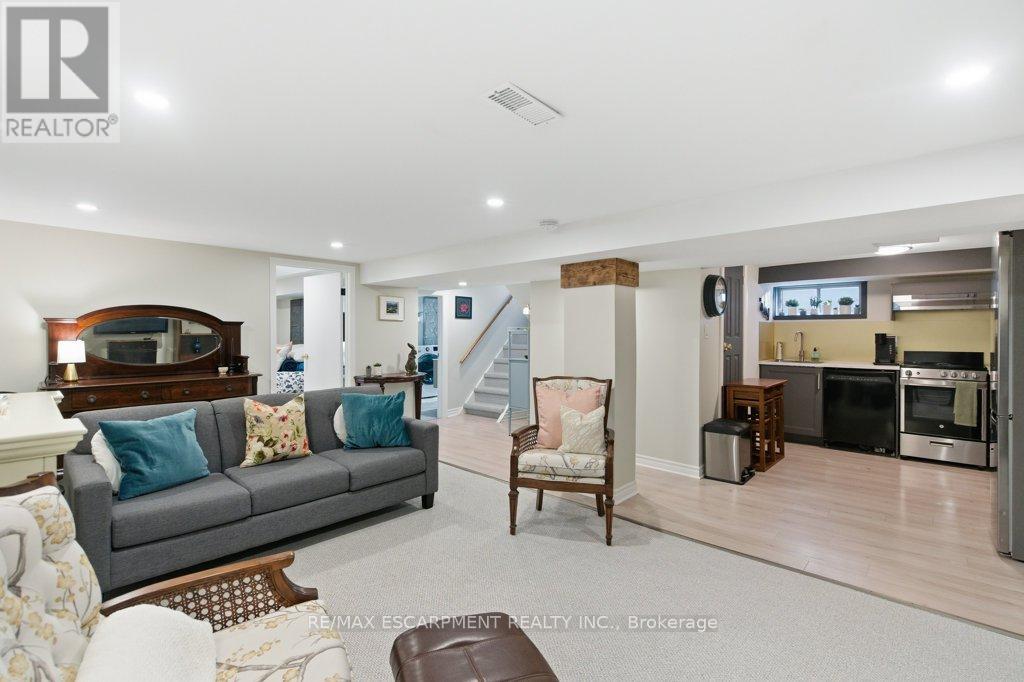 52 Sylvia Crescent, Hamilton, Ontario  L8K 2A9 - Photo 30 - X12585772