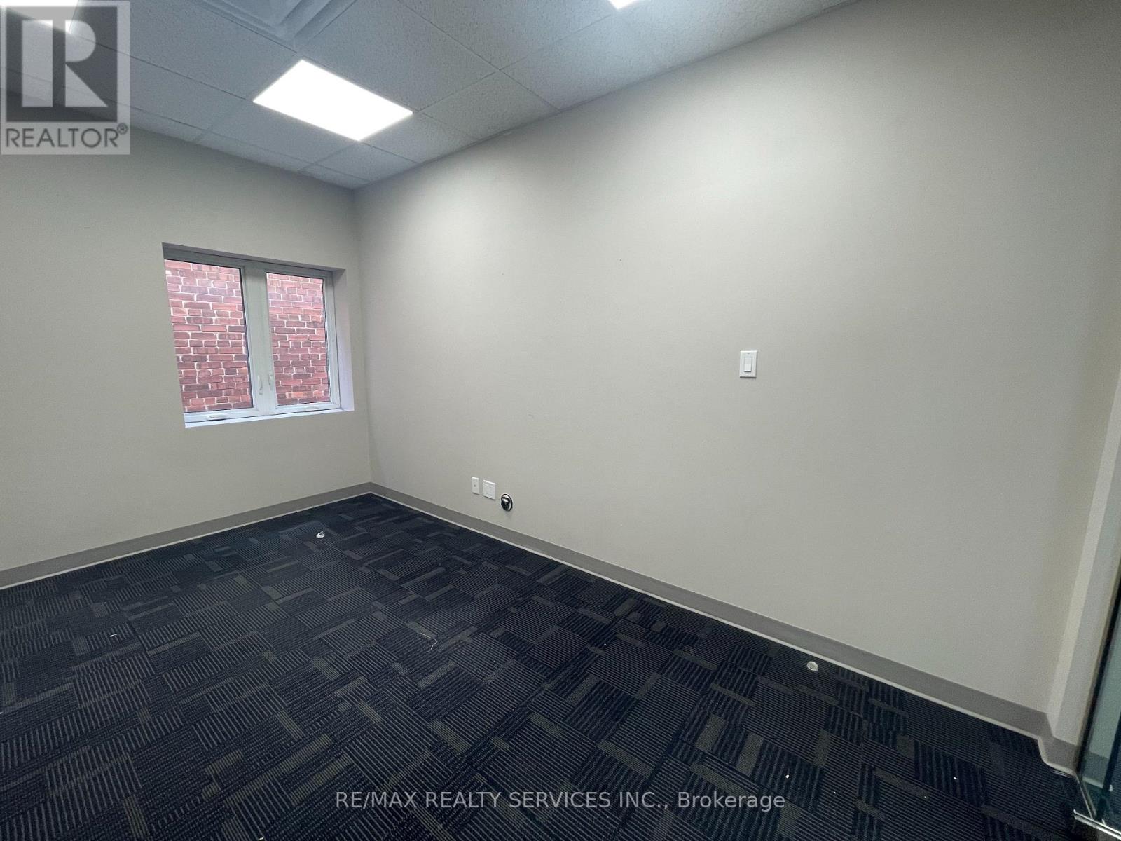 3 - 6 Front Street N, Thorold, Ontario  L2V 1X3 - Photo 10 - X12585848