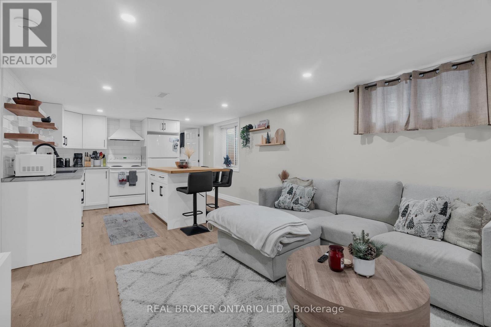 220 Bruce Street, Kitchener, Ontario  N2B 1Z3 - Photo 31 - X12585874