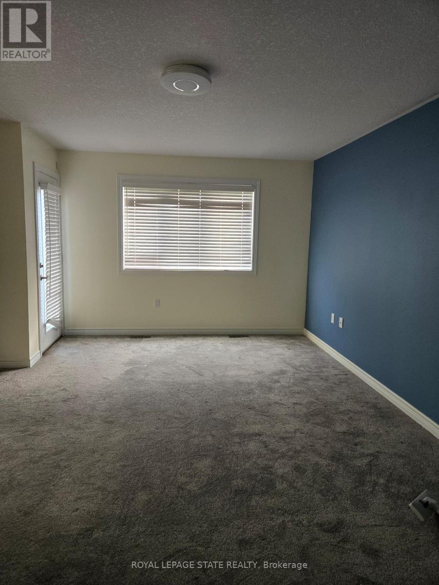 19 - 7 Lakelawn Road, Grimsby, Ontario  L3M 0E9 - Photo 18 - X12585894