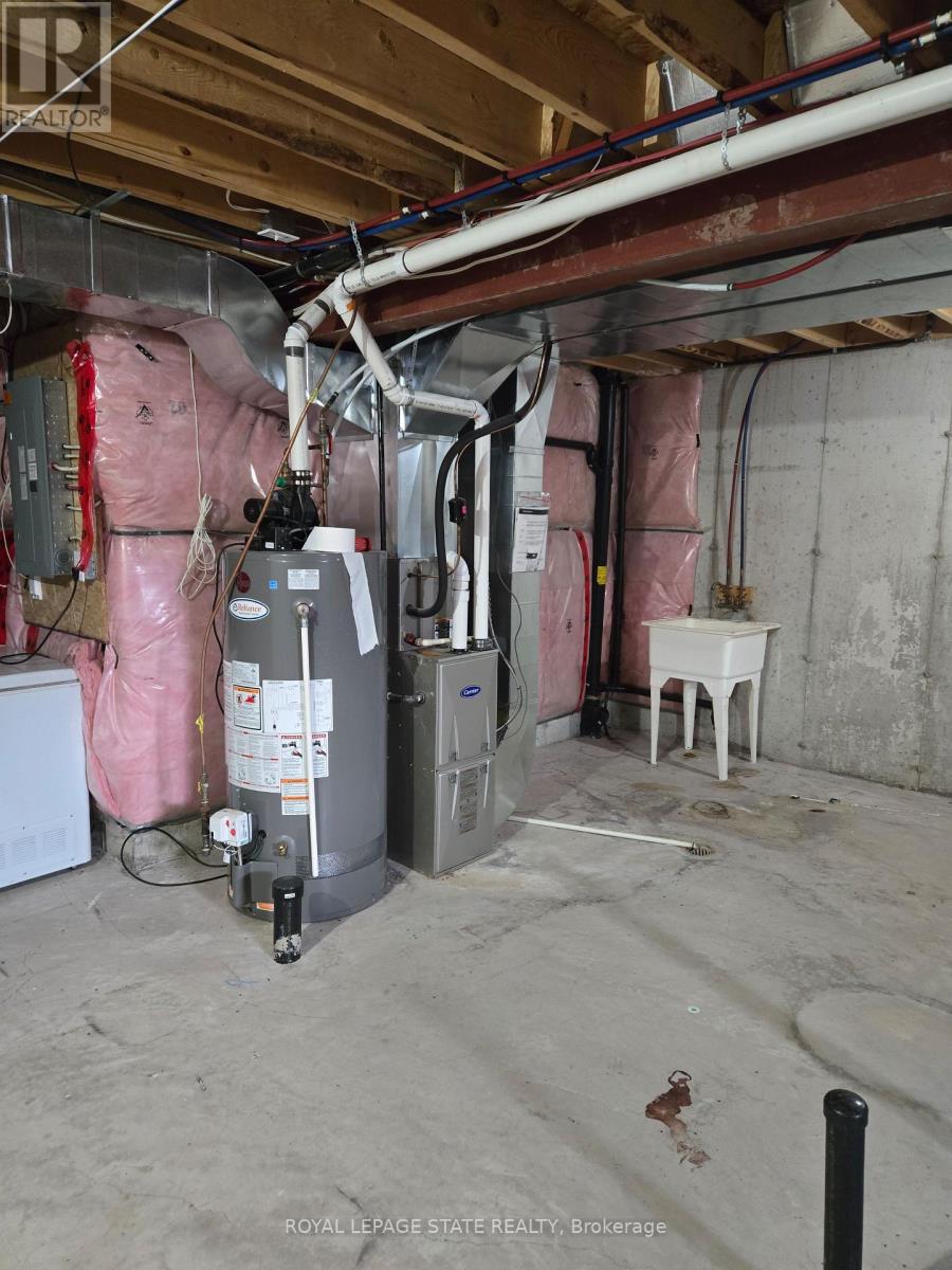 19 - 7 Lakelawn Road, Grimsby, Ontario  L3M 0E9 - Photo 20 - X12585894