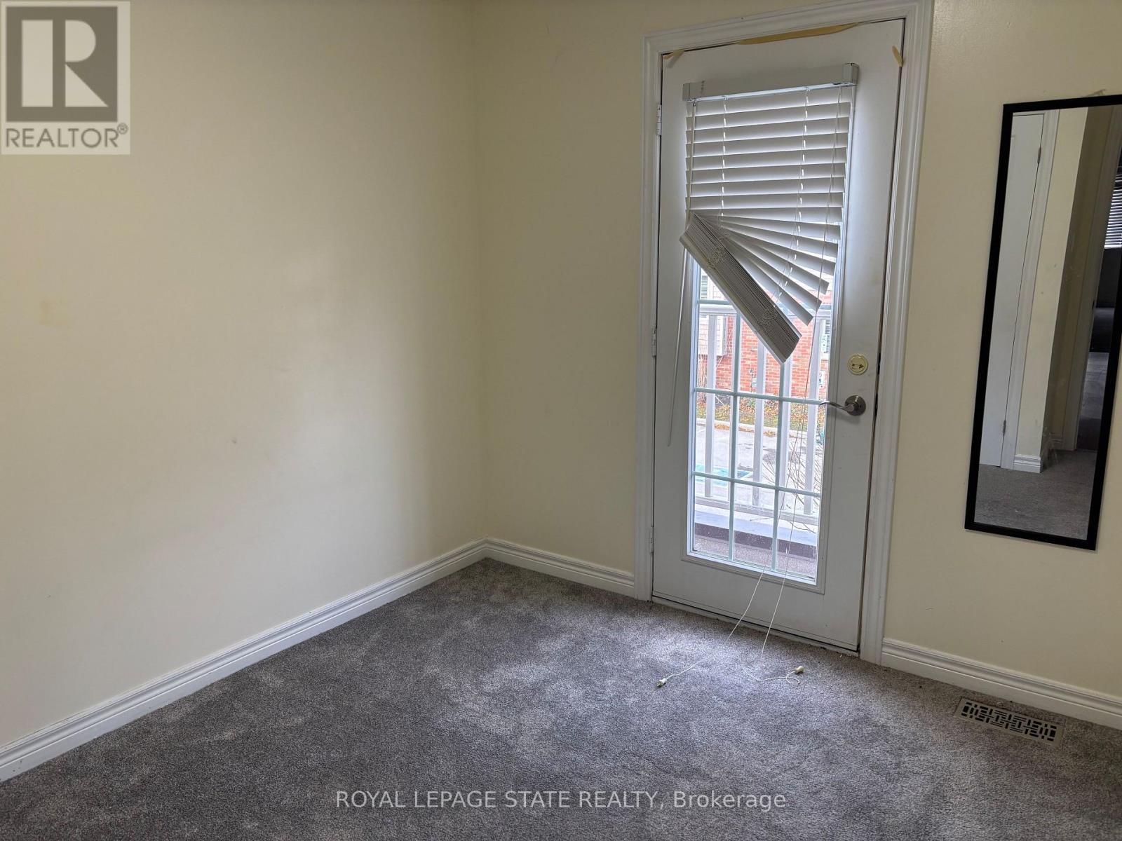 19 - 7 Lakelawn Road, Grimsby, Ontario  L3M 0E9 - Photo 30 - X12585894