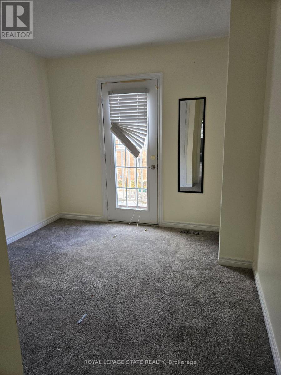 19 - 7 Lakelawn Road, Grimsby, Ontario  L3M 0E9 - Photo 9 - X12585894