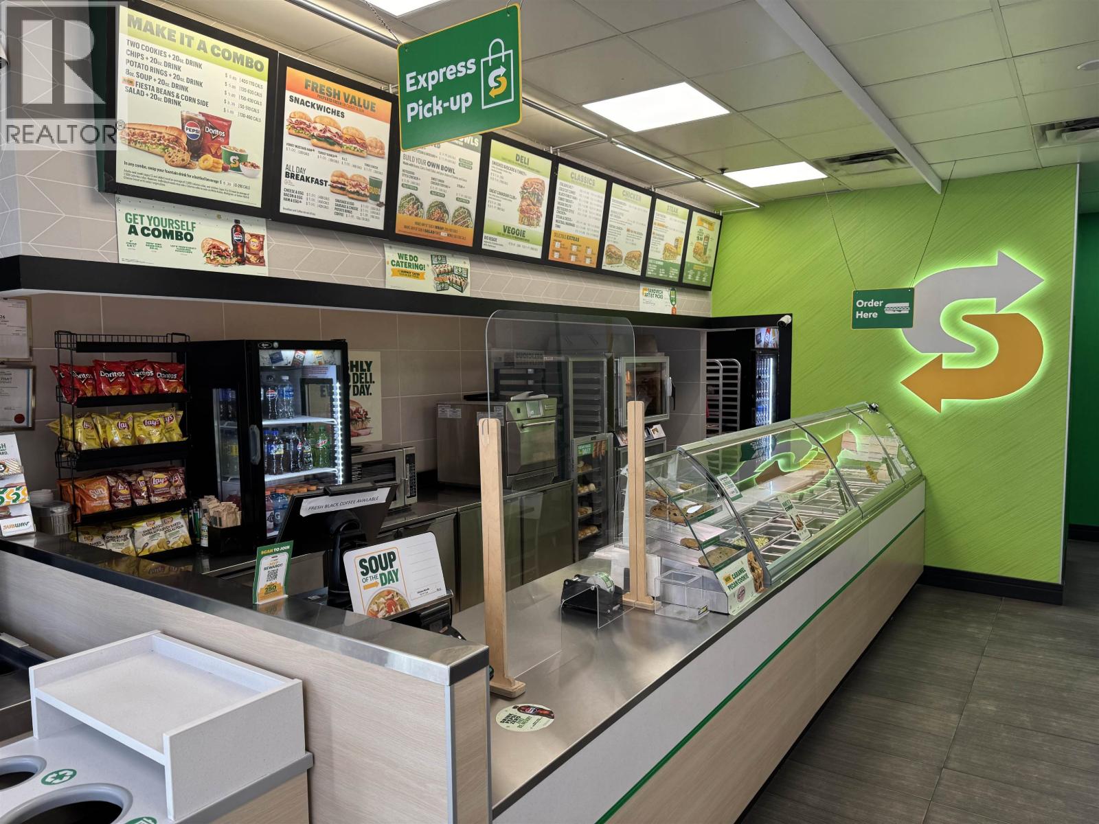 2800 CONFIDENTIAL STREET, Vancouver, British Columbia