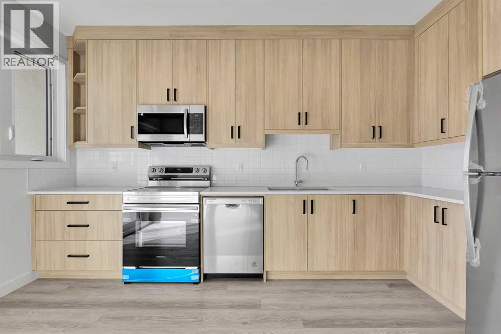 4905 Bowness Road Nw, Calgary, Alberta  T3B 1H1 - Photo 2 - A2272621