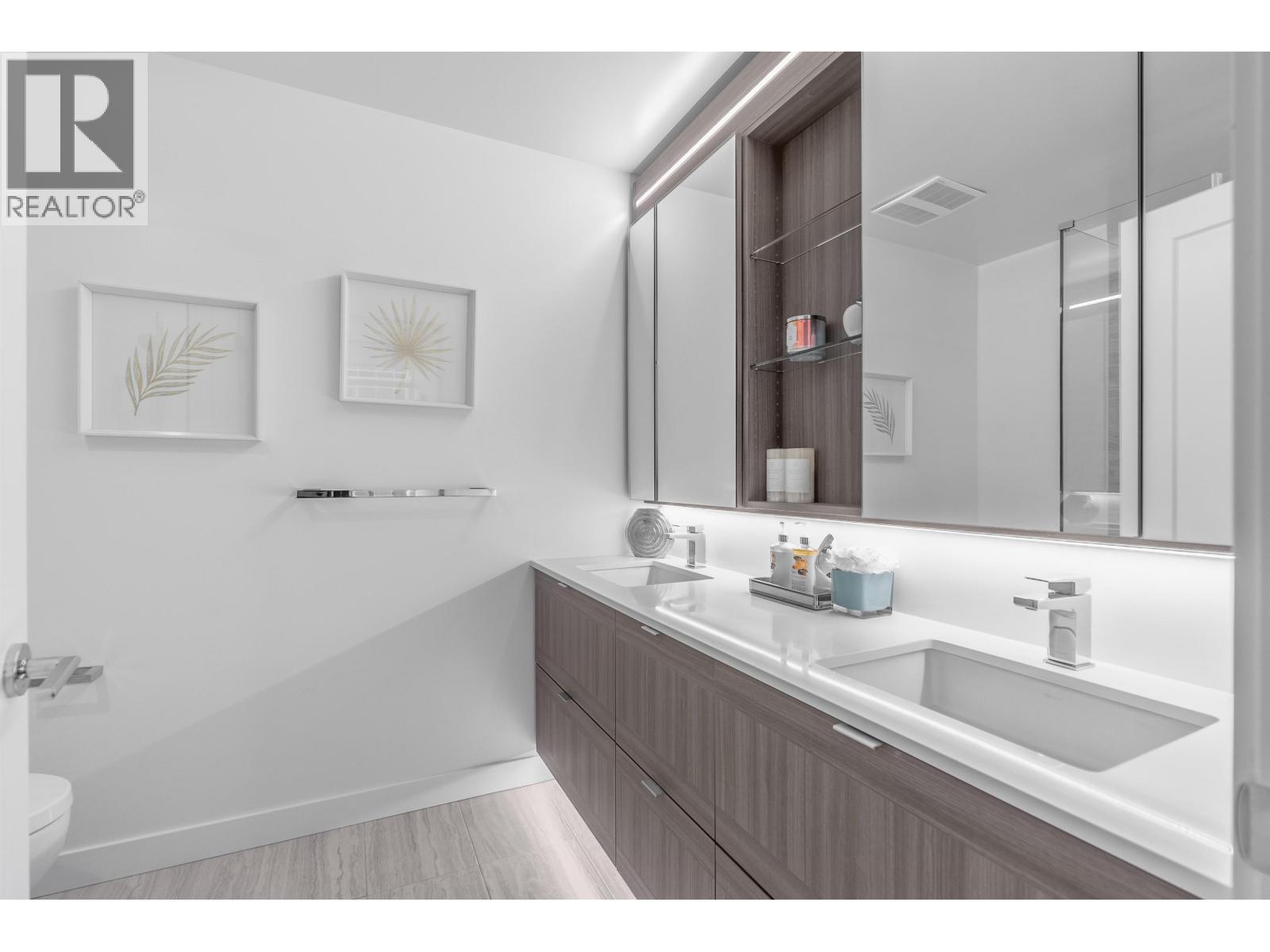 2702 2311 Beta Avenue, Burnaby, British Columbia  V5C 0M1 - Photo 11 - R3070871