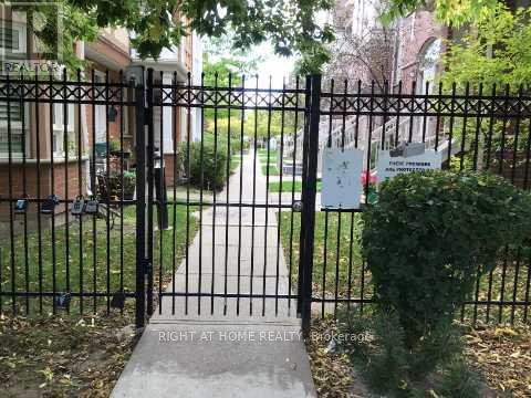 14 - 38 Gibson Avenue, Toronto (Weston), Ontario  M9N 0A5 - Photo 2 - W12578106