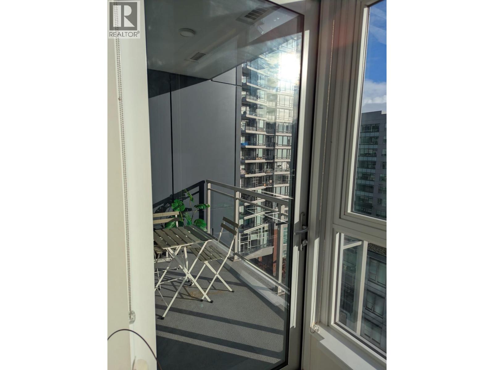 1003 305 Morrissey Road, Port Moody, British Columbia  V3H 0M2 - Photo 9 - R3070887