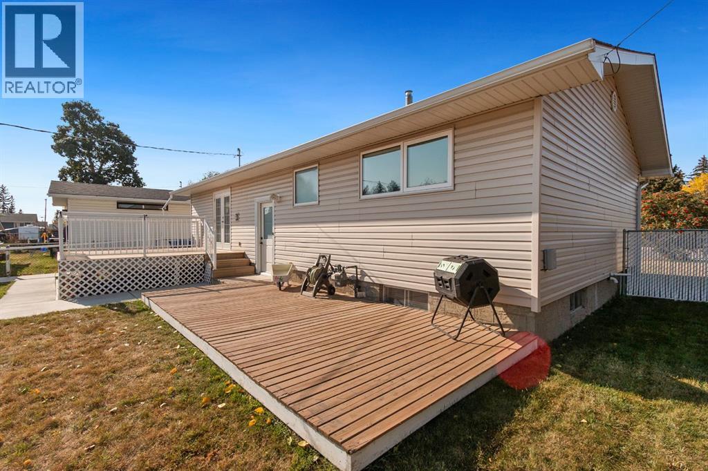 21 Pearson Place, Carstairs, Alberta  T0M 0N0 - Photo 25 - A2273124