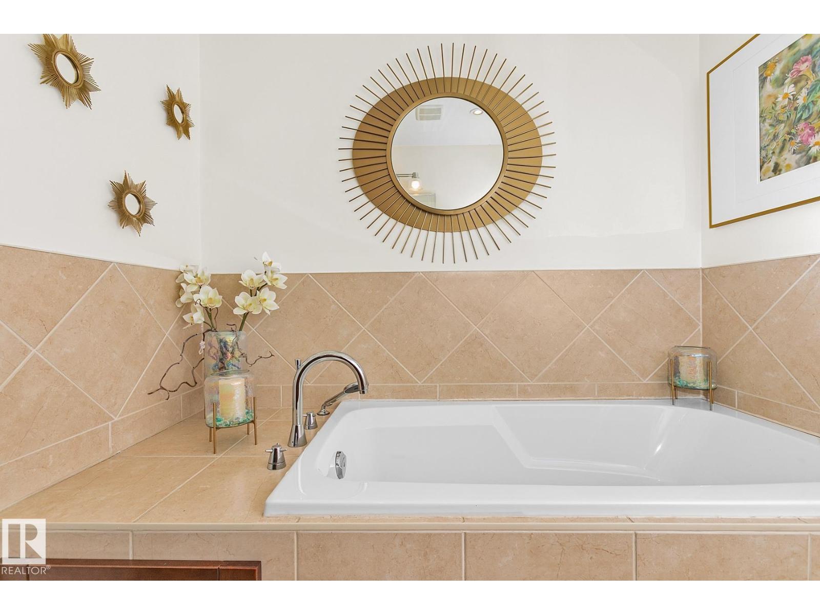 9637 68a St Nw, Edmonton, Alberta  T6B 1V3 - Photo 26 - E4466987