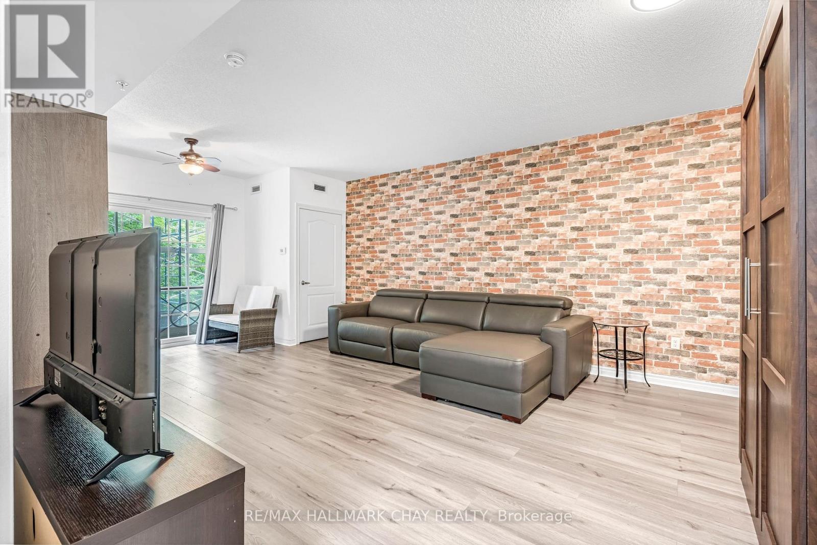 110 - 41 Ferndale Drive S, Barrie, Ontario  L4N 5T6 - Photo 12 - S12384905