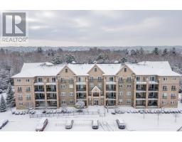 110 - 41 FERNDALE DRIVE S, Barrie, Ontario