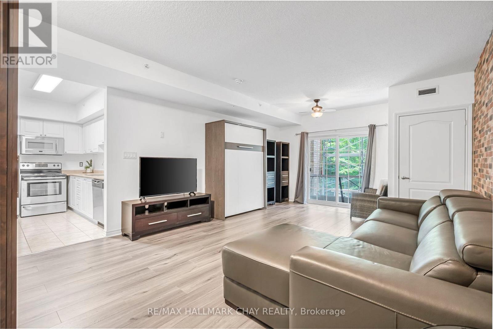 110 - 41 Ferndale Drive S, Barrie, Ontario  L4N 5T6 - Photo 10 - S12384905