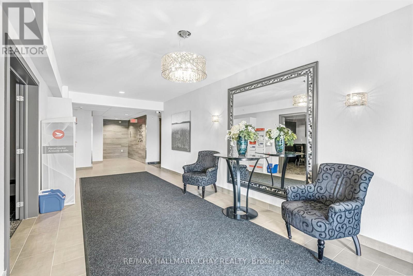 110 - 41 Ferndale Drive S, Barrie, Ontario  L4N 5T6 - Photo 3 - S12384905