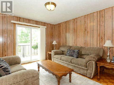 Main Floor - 243 Shawnee Circle, Toronto, Ontario  M2H 2Y3 - Photo 6 - C12585998