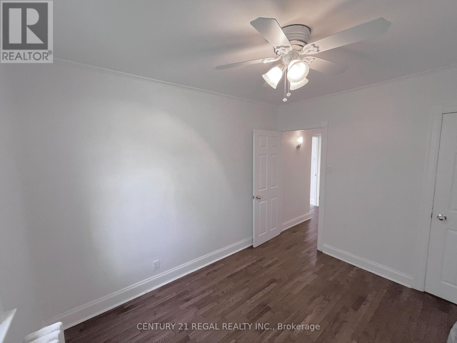 493 Plains Road, Toronto, Ontario  M4C 2Y7 - Photo 12 - E12585942