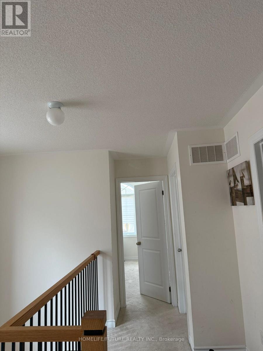 2404 Angora Street, Pickering, Ontario L1X 0M6 - Photo 15 - E12585962