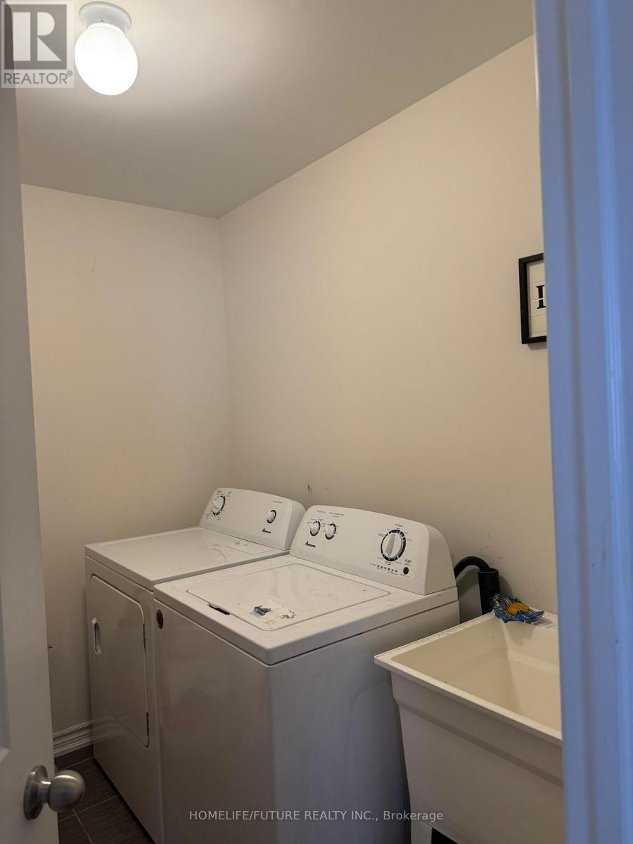 2404 Angora Street, Pickering, Ontario L1X 0M6 - Photo 19 - E12585962