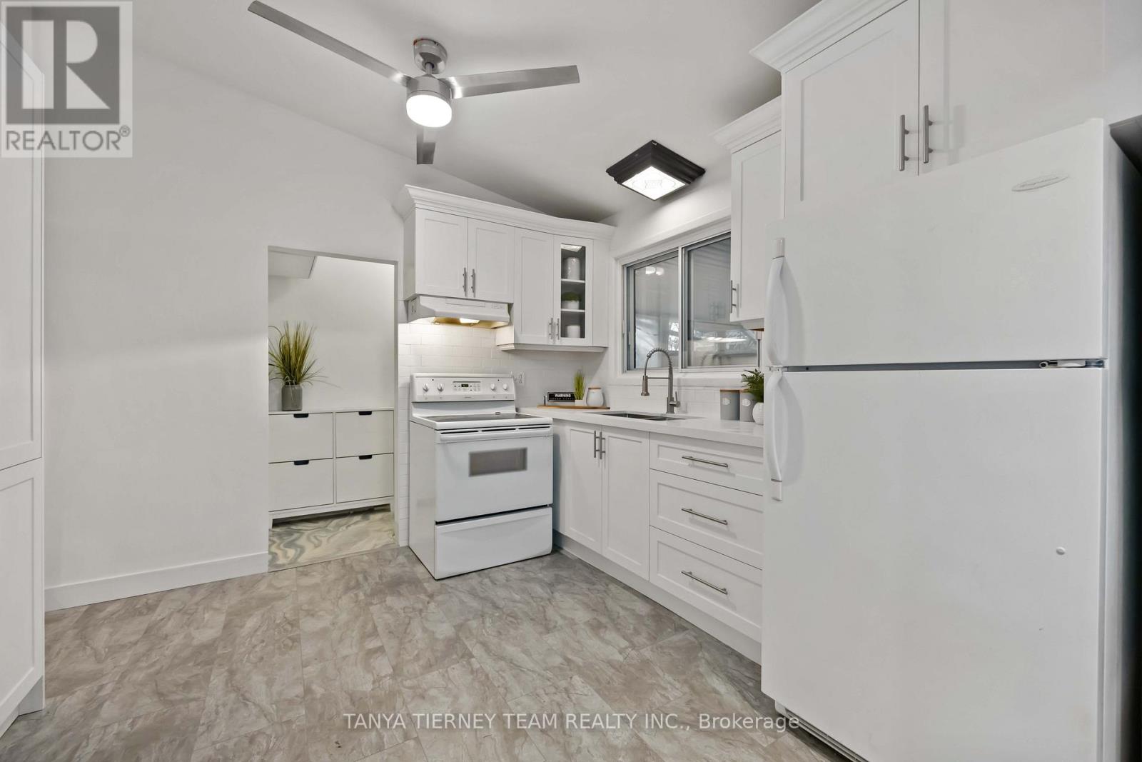 929 Masson Street, Oshawa, Ontario  L1G 5B3 - Photo 10 - E12586016