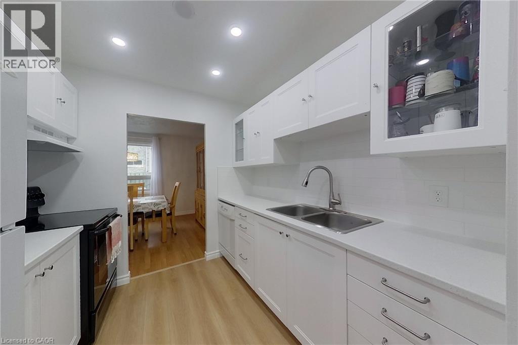 17 Gibson Drive Unit# 2, Kitchener, Ontario  N2B 2P3 - Photo 7 - 40790776