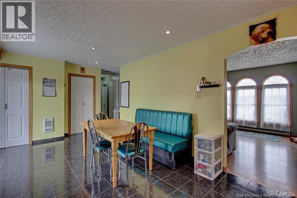 29 Snowball Crescent, Nackawic, New Brunswick  E6G 1C9 - Photo 7 - NB130395