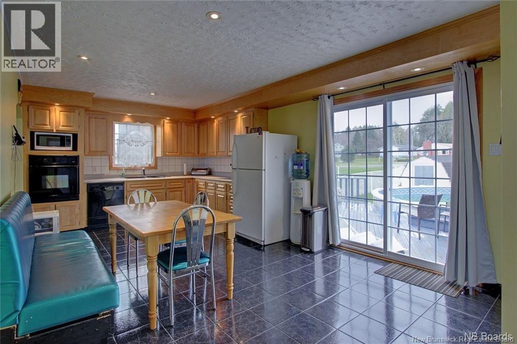 29 Snowball Crescent, Nackawic, New Brunswick  E6G 1C9 - Photo 4 - NB130395