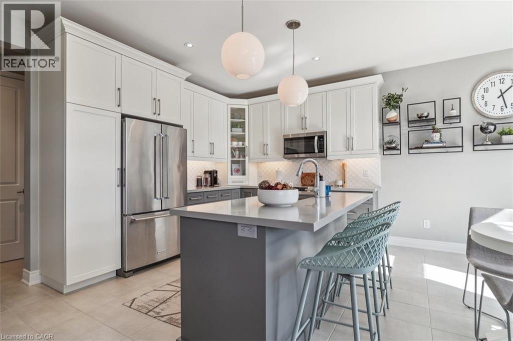 11 Secinaro Avenue, Ancaster, Ontario  L9G 0C6 - Photo 7 - 40782225