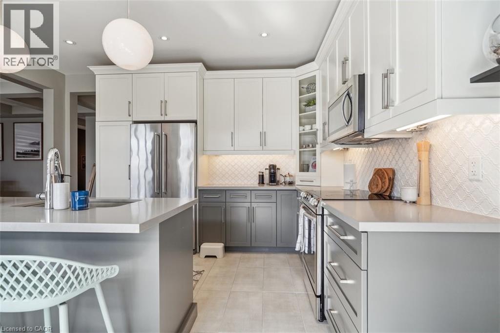 11 Secinaro Avenue, Ancaster, Ontario  L9G 0C6 - Photo 10 - 40782225