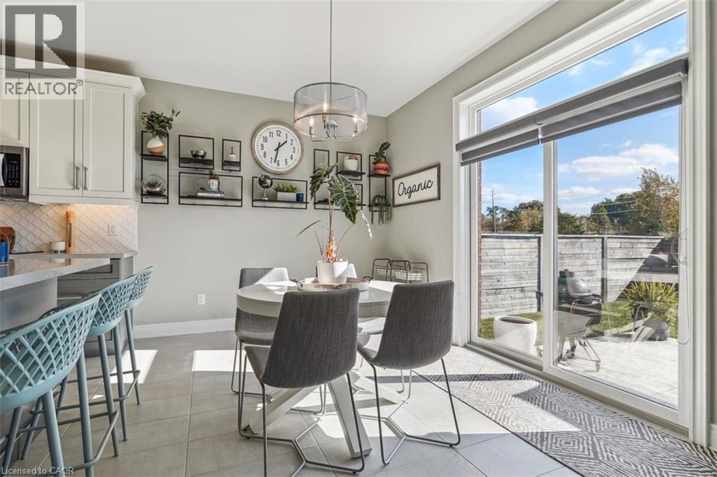 11 Secinaro Avenue, Ancaster, Ontario  L9G 0C6 - Photo 13 - 40782225