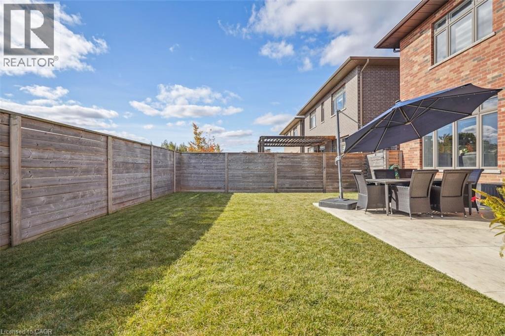 11 Secinaro Avenue, Ancaster, Ontario  L9G 0C6 - Photo 33 - 40782225