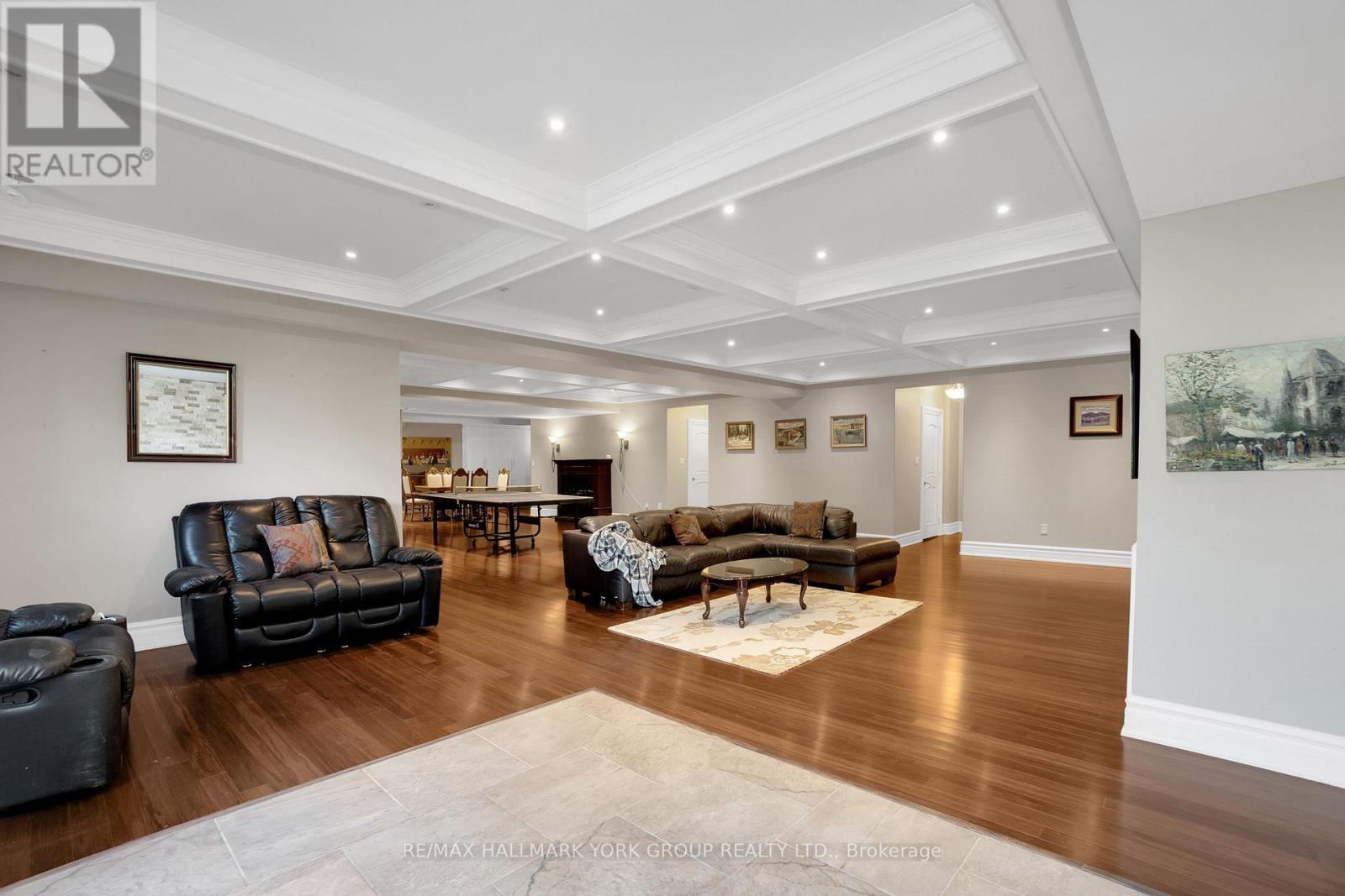 2 Kingswood Drive, King, Ontario  L7B 1K8 - Photo 25 - N12585930