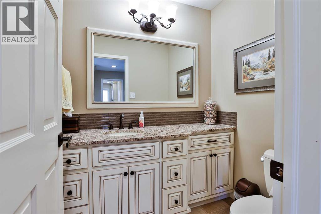 209 Coachwood Point W, Lethbridge, Alberta  T1K 6A7 - Photo 10 - A2259943